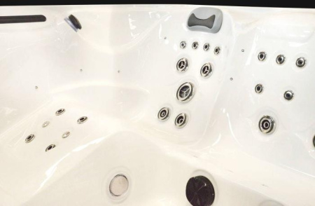 Гидромассажный СПА бассейн Sunrans SR832B